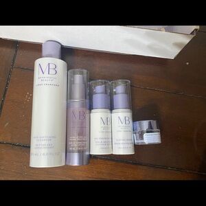 Meaningful Beauty Skincare by Cindy Crawford 5 piece